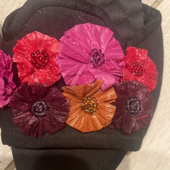 Size 8.5 Birdies Slippers - Picture 3 of 3